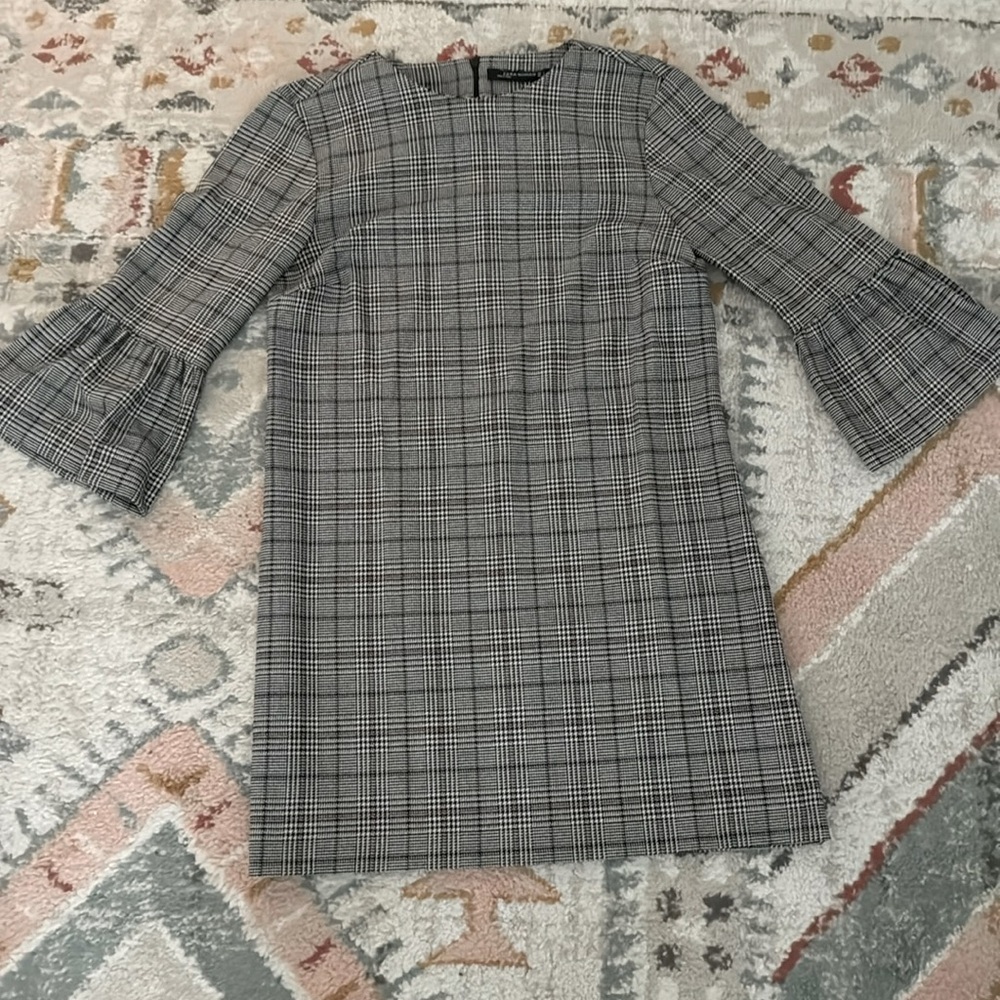 Zara women’s plaid shirt dress with three quarter ruffle sleeve